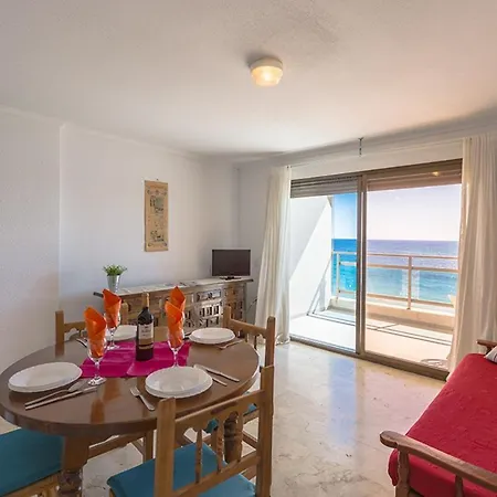 Villas Guzman Frentemar Iii カルプ