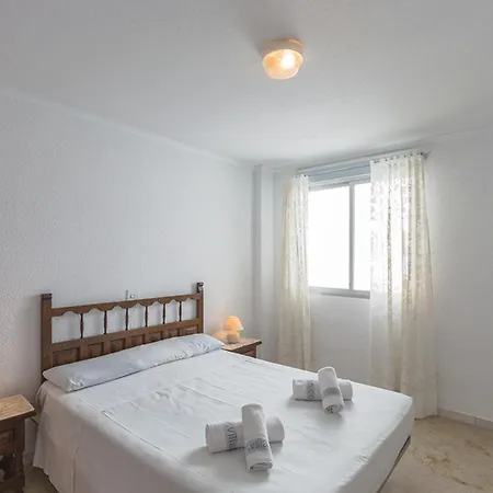 Villas Guzman Frentemar Iii カルプ