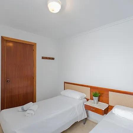 Villas Guzman Frentemar Iii カルプ